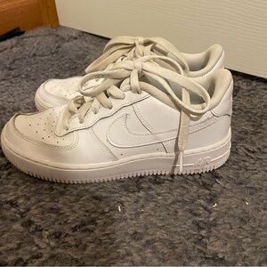 Nike Air Forces White Sneakers Size 4Y 4 Youth Unisex Boys Girls or Women’s 6